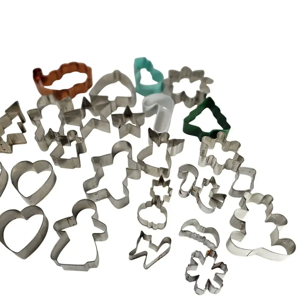 Metal Cookie Cutters Holiday Shapes Christmas Hearts Stars Tree lot of 27